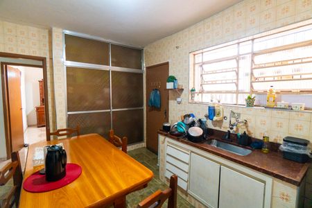 Casa à venda com 185m², 2 quartos e 3 vagasCozinha