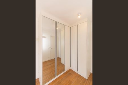 Apartamento à venda com 54m², 2 quartos e 1 vaga Apartamento à venda com 54m², 2 quartos e 1 vagaSuíte