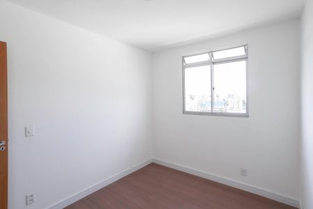 Apartamento para alugar com 58m², 2 quartos e 1 vagaQuarto 1