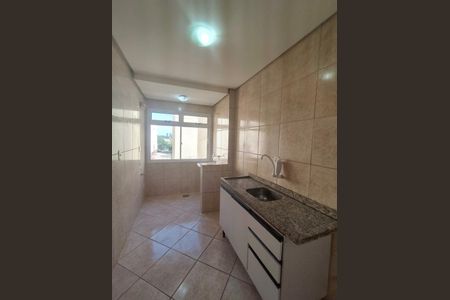 Cozinha de apartamento para alugar com 2 quartos, 57m² em Marechal Rondon, Canoas