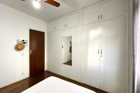 Apartamento à venda com 132m², 3 quartos e 2 vagasQuarto 2