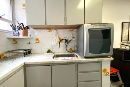 Apartamento à venda com 132m², 3 quartos e 2 vagasCozinha