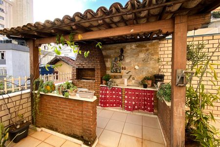 Apartamento à venda com 132m², 3 quartos e 2 vagasChurrasqueira