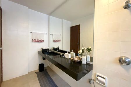 Apartamento à venda com 132m², 3 quartos e 2 vagasBanheiro