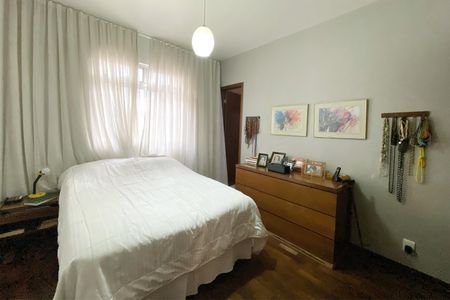 Apartamento à venda com 132m², 3 quartos e 2 vagasSuite 