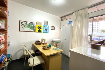 Apartamento à venda com 132m², 3 quartos e 2 vagasEscritorio