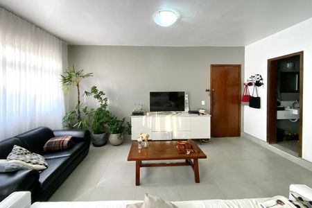 Apartamento à venda com 132m², 3 quartos e 2 vagasSala