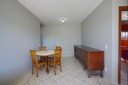 Sala de apartamento para alugar com 2 quartos, 55m² em Nossa Senhora do Rosario, São José