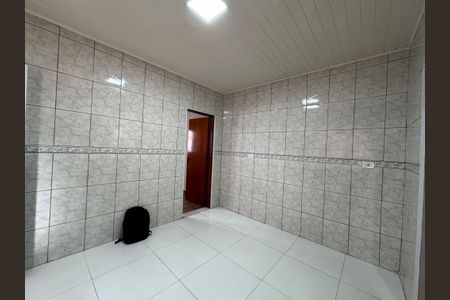 Cozinha de casa para alugar com 2 quartos, 60m² em São Pedro, Osasco