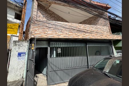 Casa para alugar com 60m², 2 quartos e sem vagaFachada com Placa
