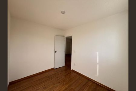 Quarto de apartamento à venda com 2 quartos, 50m² em Caiapos, Contagem