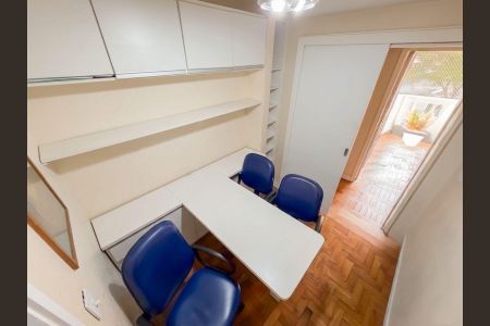 Apartamento à venda com 130m², 3 quartos e 1 vagaQuarto