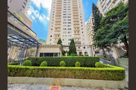 Apartamento à venda com 130m², 3 quartos e 1 vagaÁrea externa