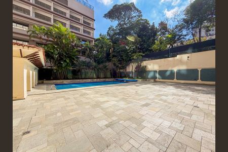 Apartamento à venda com 130m², 3 quartos e 1 vagaÁrea externa