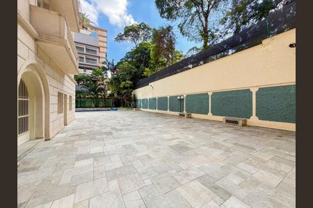Apartamento à venda com 130m², 3 quartos e 1 vagaÁrea externa