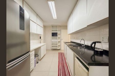 Apartamento à venda com 130m², 3 quartos e 1 vagaCozinha