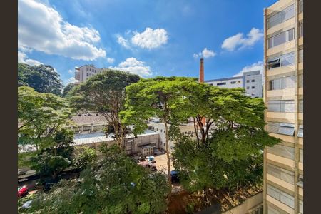 Apartamento à venda com 130m², 3 quartos e 1 vagaVaranda