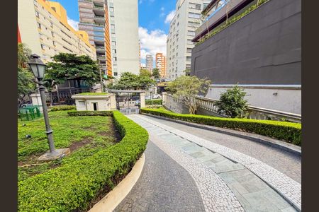 Apartamento à venda com 130m², 3 quartos e 1 vagaÁrea externa