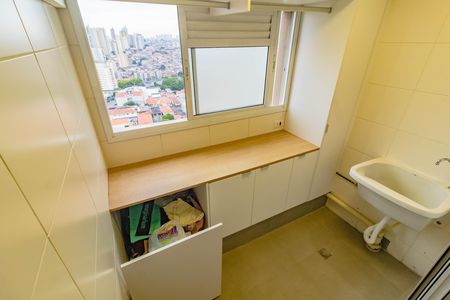 Apartamento à venda com 73m², 2 quartos e 1 vaga Apartamento à venda com 73m², 2 quartos e 1 vagaÁrea de serviço