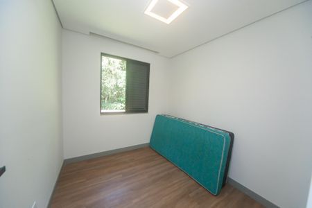 Casa de condomínio à venda com 380m², 5 quartos e 10 vagas Casa de condomínio à venda com 380m², 5 quartos e 10 vagasquarto