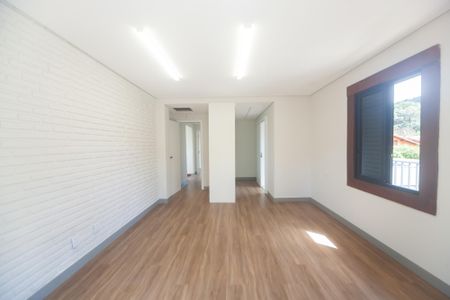 Casa de condomínio à venda com 380m², 5 quartos e 10 vagas Casa de condomínio à venda com 380m², 5 quartos e 10 vagassuite 3