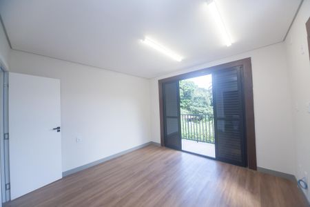 Casa de condomínio à venda com 380m², 5 quartos e 10 vagas Casa de condomínio à venda com 380m², 5 quartos e 10 vagassuite 2