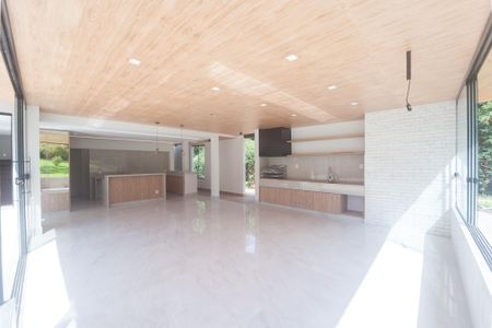 Casa de condomínio à venda com 380m², 5 quartos e 10 vagas Casa de condomínio à venda com 380m², 5 quartos e 10 vagasÁrea gourmet