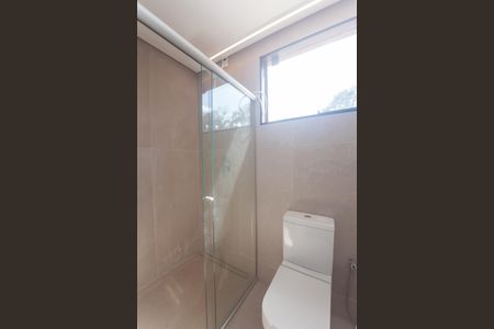 Casa de condomínio à venda com 380m², 5 quartos e 10 vagas Casa de condomínio à venda com 380m², 5 quartos e 10 vagasbanheiro suite 3
