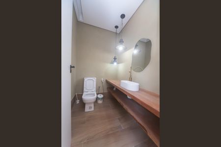 Casa de condomínio à venda com 380m², 5 quartos e 10 vagas Casa de condomínio à venda com 380m², 5 quartos e 10 vagasLavabo