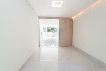 Casa de condomínio à venda com 380m², 5 quartos e 10 vagas Casa de condomínio à venda com 380m², 5 quartos e 10 vagassala 2