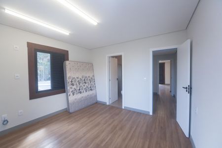 Casa de condomínio à venda com 380m², 5 quartos e 10 vagas Casa de condomínio à venda com 380m², 5 quartos e 10 vagassuite 2