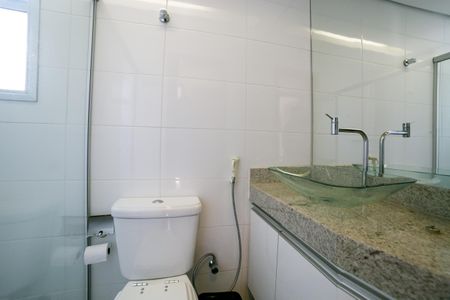 Apartamento para alugar com 60m², 2 quartos e 2 vagasBanheiro Social 2