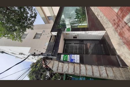 Apartamento para alugar com 60m², 2 quartos e 2 vagasPlaca instalada