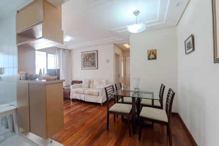 Apartamento à venda com 59m², 2 quartos e 1 vagaSala