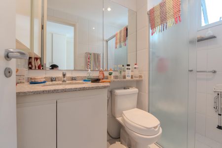 Apartamento à venda com 59m², 2 quartos e 1 vagaBanheiro da Suíte 1