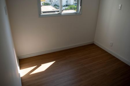 Apartamento à venda com 46m², 2 quartos e 1 vagaQuarto 2