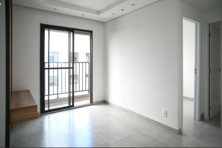 Sala  de apartamento para alugar com 2 quartos, 38m² em Jardim Celeste, São Paulo