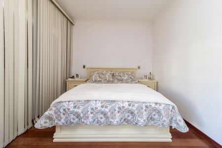 Casa à venda com 226m², 3 quartos e 3 vagas Casa à venda com 226m², 3 quartos e 3 vagasSuíte