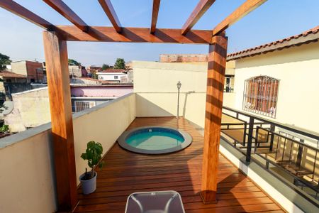Casa à venda com 226m², 3 quartos e 3 vagas Casa à venda com 226m², 3 quartos e 3 vagasÁrea de Lazer