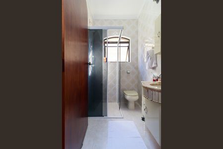 Casa à venda com 226m², 3 quartos e 3 vagas Casa à venda com 226m², 3 quartos e 3 vagasBanheiro 2