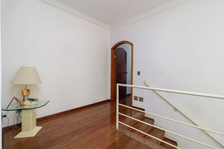 Casa à venda com 226m², 3 quartos e 3 vagas Casa à venda com 226m², 3 quartos e 3 vagasHall dos Quartos