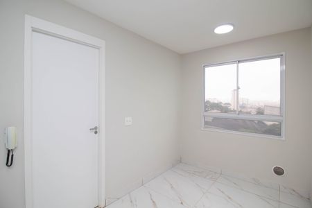 Sala de apartamento para alugar com 2 quartos, 36m² em Vila das Bandeiras, Guarulhos