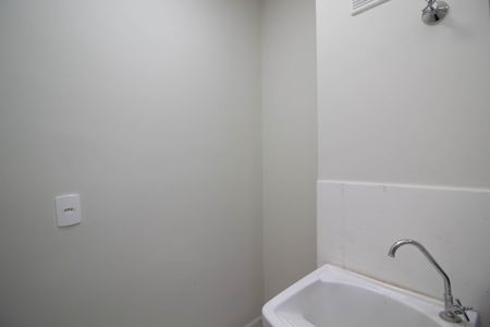Apartamento à venda com 36m², 2 quartos e sem vaga Apartamento à venda com 36m², 2 quartos e sem vagaÁrea de Serviço