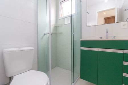 Banheiro de kitnet/studio para alugar com 1 quarto, 33m² em Pinheiros, São Paulo
