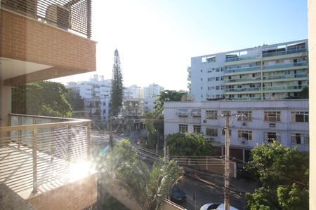 Apartamento à venda com 74m², 2 quartos e 1 vagaQuarto 2 - Vista