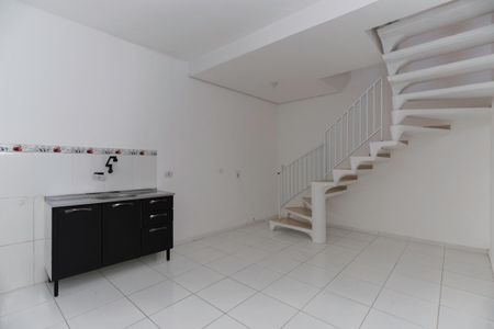 Sala/Cozinha de casa para alugar com 1 quarto, 60m² em Jardim Cachoeira, São Paulo