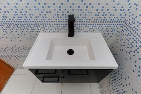 Casa para alugar com 60m², 1 quarto e sem vaga Casa para alugar com 60m², 1 quarto e sem vagaBanheiro da suite