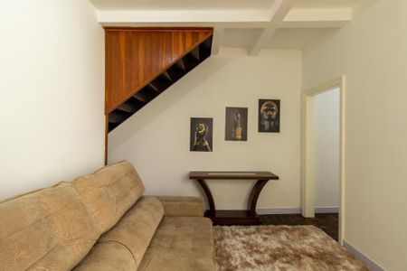 Sala de apartamento para alugar com 1 quarto, 65m² em Centro, Curitiba