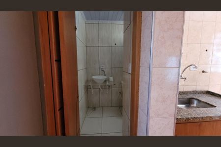Apartamento para alugar com 40m², 2 quartos e sem vagaBanheiro