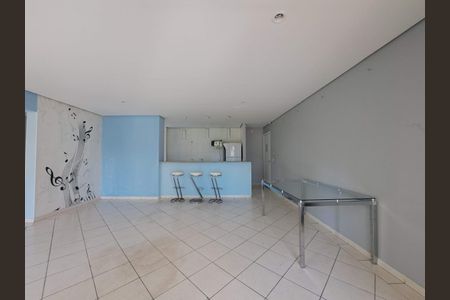 Apartamento à venda com 65m², 2 quartos e 1 vagasalão de festas